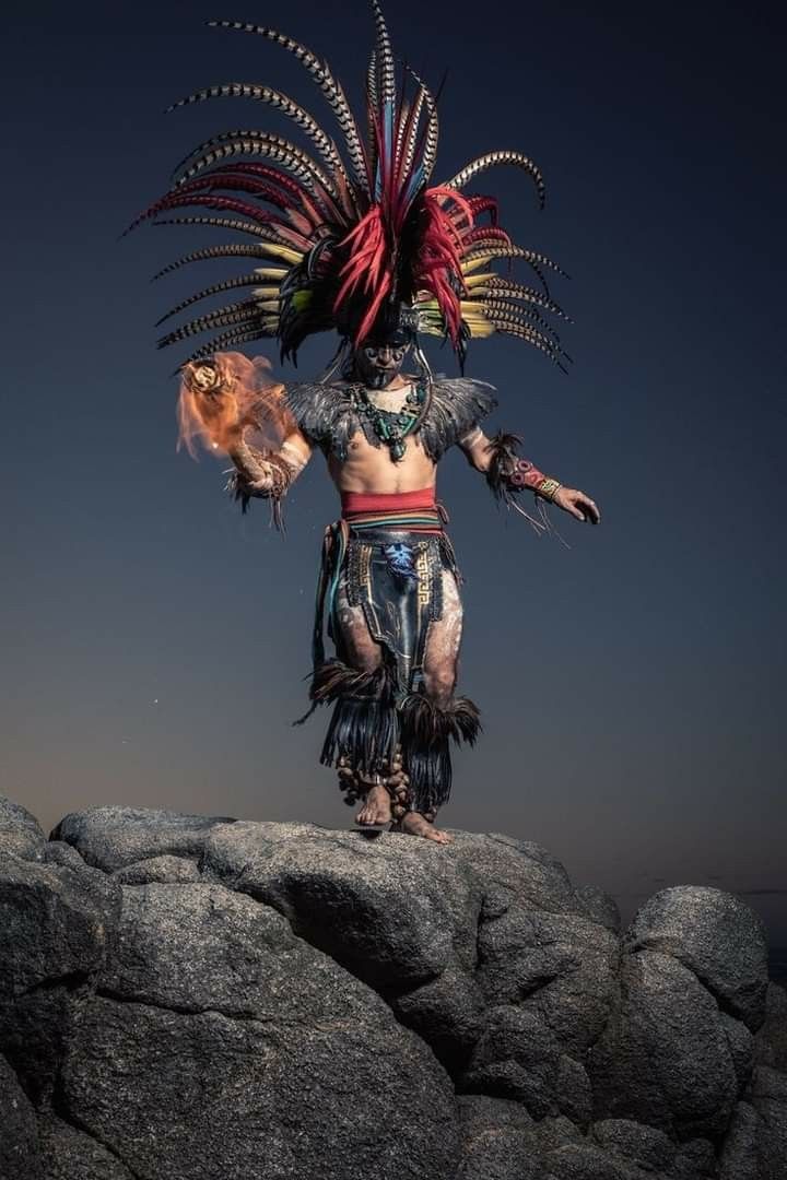 Danza prehispánica