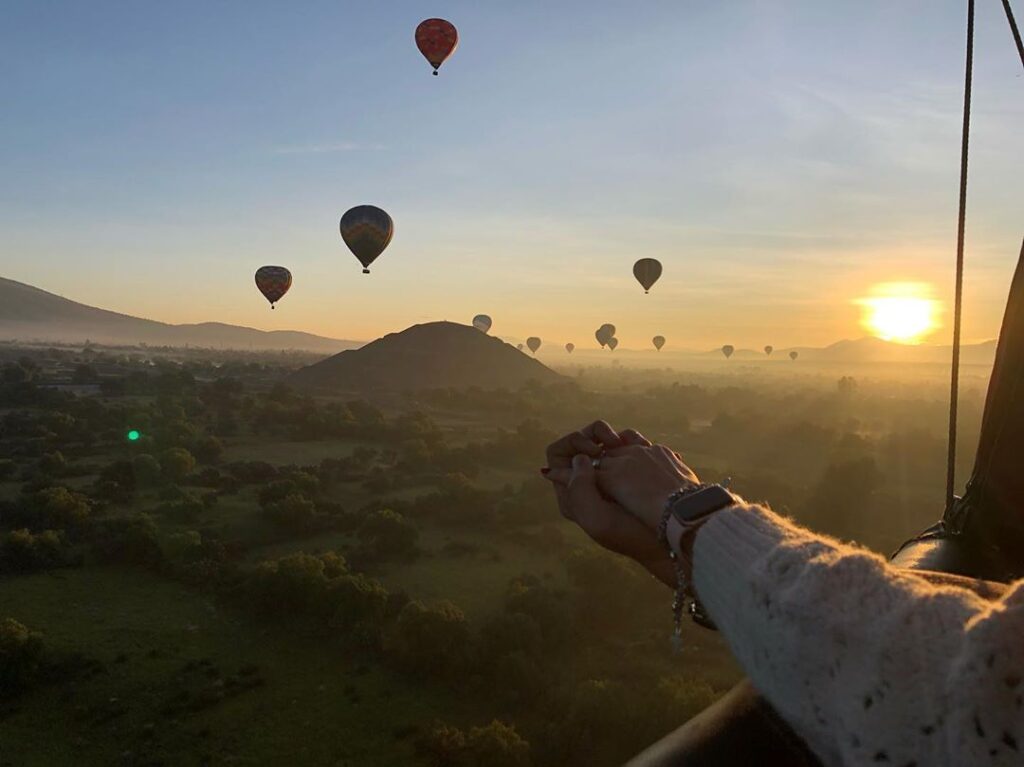 Vuelo privado para pareja en Teotihuacán