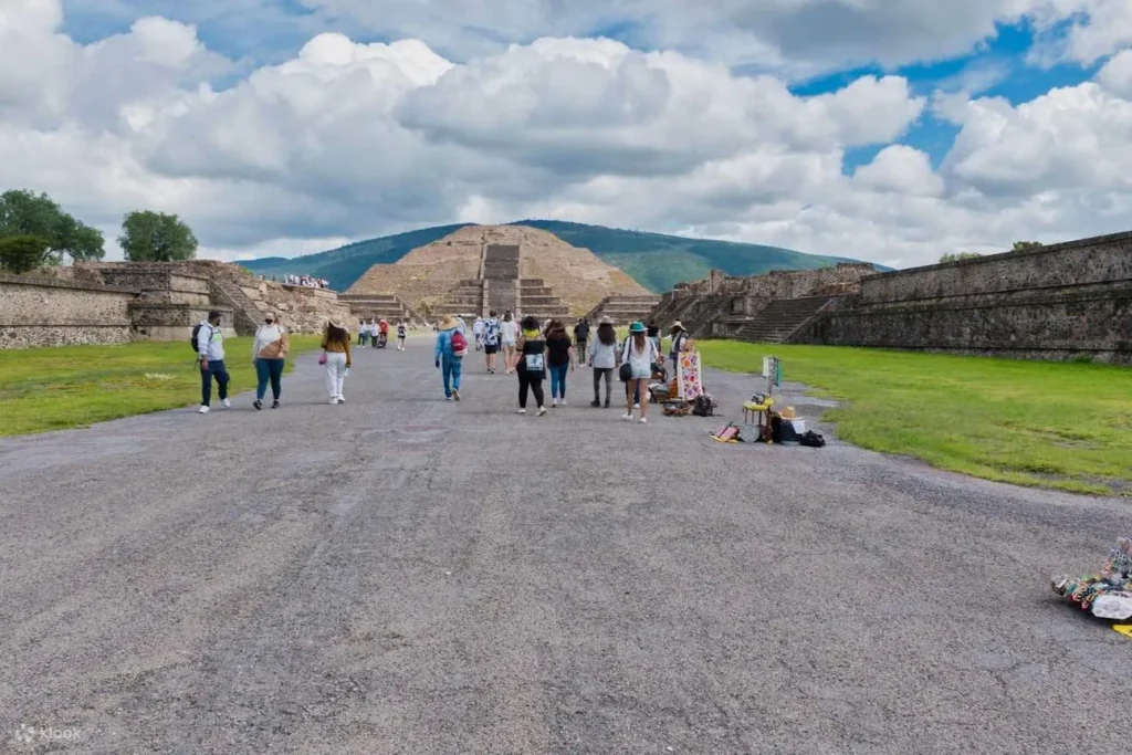Teotihuacán Esencial · guía en español